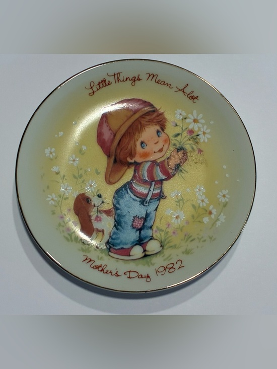Avon Other - Vintage 1982 Avon Mother’s Day Plate Little Things Mean A Lot Trinket Decor